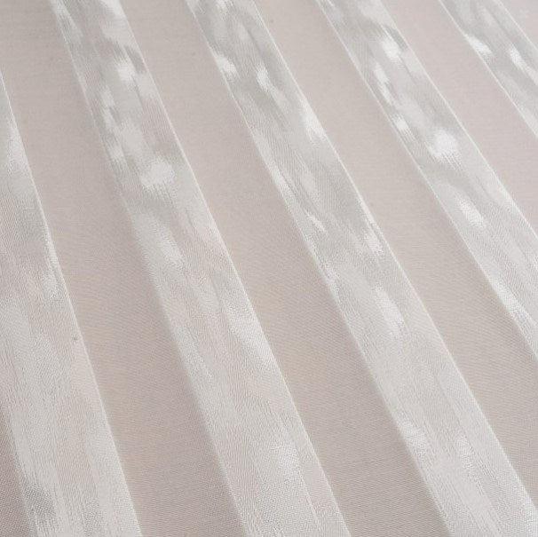 Shell - Hertfordshire By Charles Parsons Interiors || In Stitches Soft Furnishings
